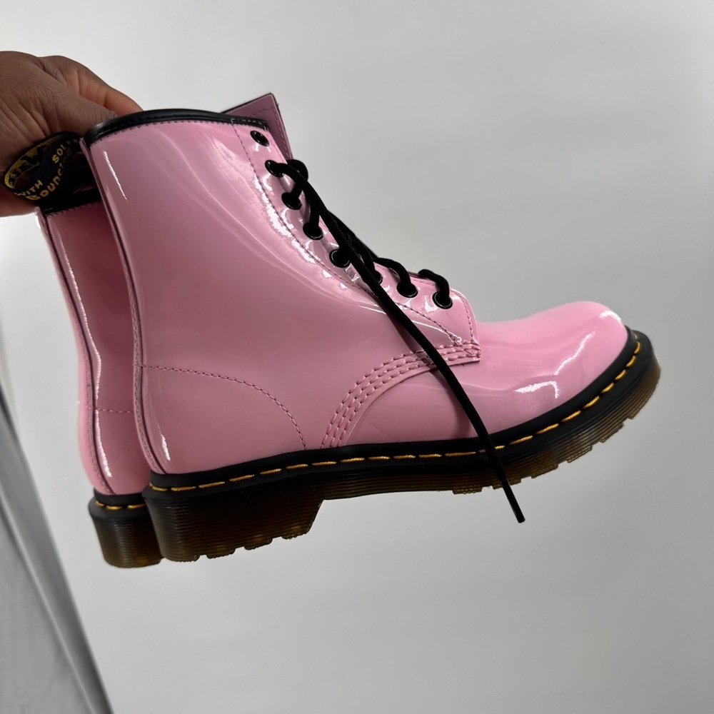 Dr. Martens pink Patent Leather Lace-Up Shoes women’s size 5 - Picture 9 of 15